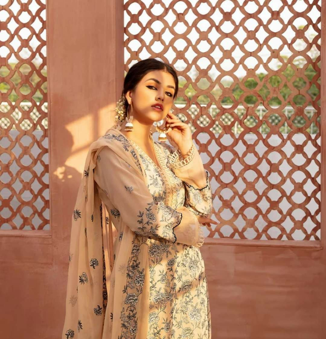 Three piece or Shalwar Kameez for women and ladies by Khoobsurat cotton fabric