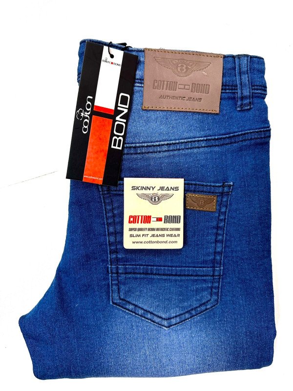 Boys knit denim pant with attractive designs