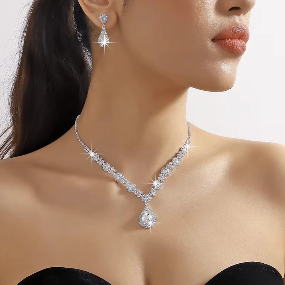 Elegant 2-Piece Jewelry Set for Women – Waterdrop Rhinestone Necklace & Earrings for Weddings
